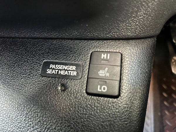 Used Toyota Prius 2016 for sale - 76140441: Photo 33