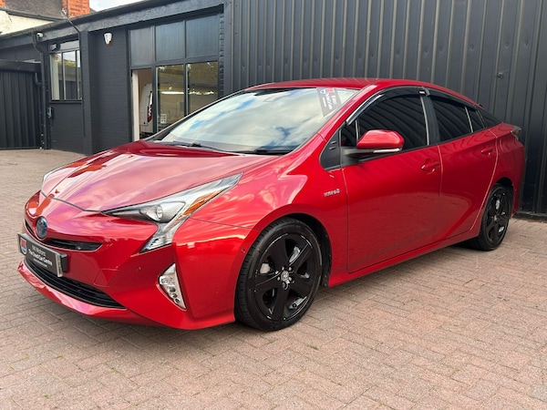 Used Toyota Prius 2016 for sale - 76140441: Photo 5