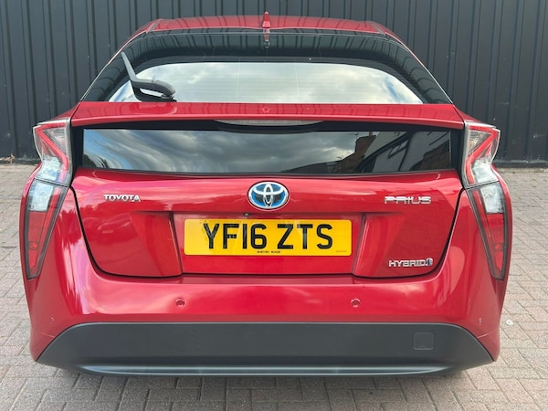 Used Toyota Prius 2016 for sale - 76140441: Photo 8
