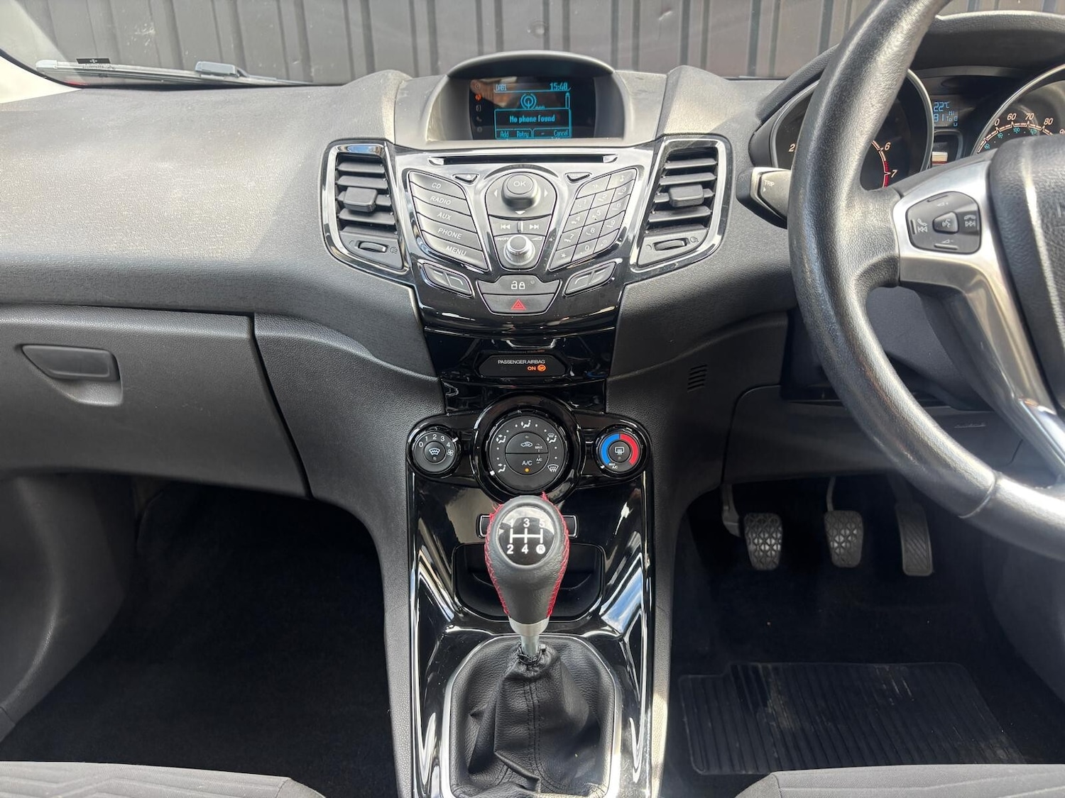 Vehicle 29