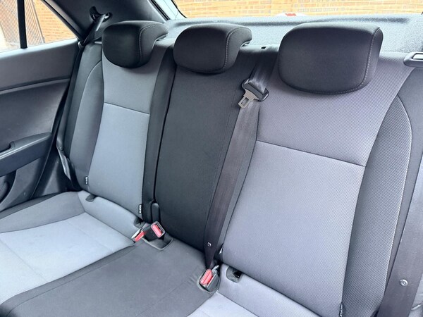 Used Hyundai i20 2017 for sale - 76229447: Photo 21