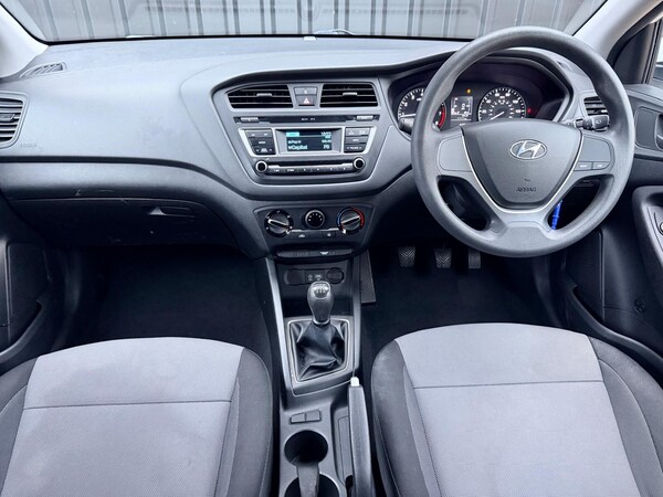 Used Hyundai i20 2017 for sale - 76229447: Photo 24
