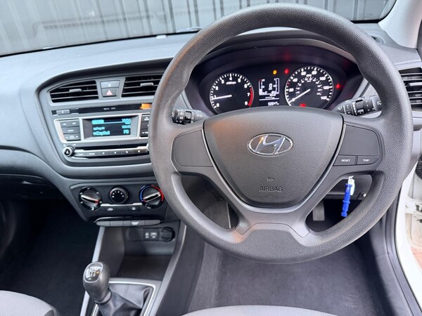 Used Hyundai i20 2017 for sale - 76229447: Photo 35