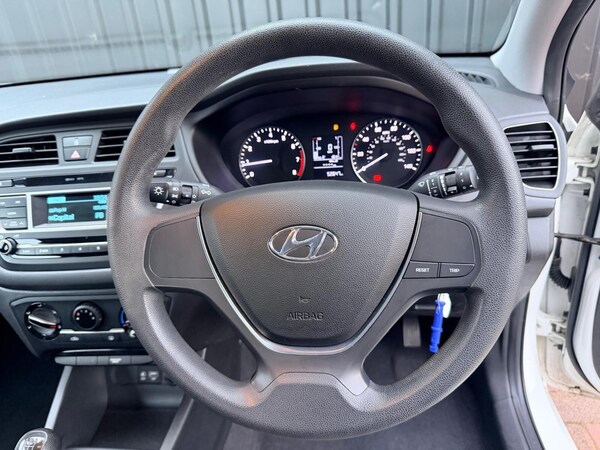 Used Hyundai i20 2017 for sale - 76229447: Photo 36