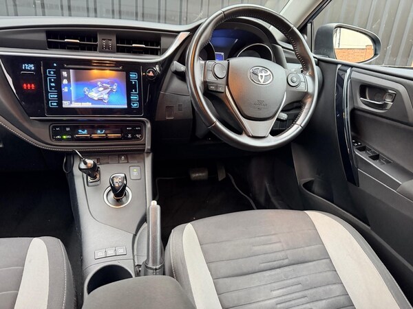 Used Toyota Auris 2016 for sale - 76272784: Photo 28