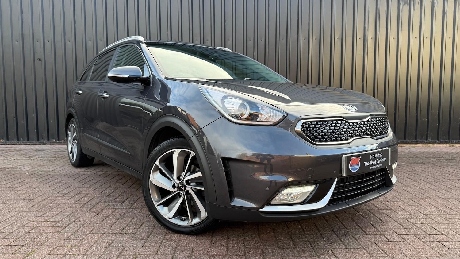 Used Kia Niro 2018 for sale - 76623554: Photo 2