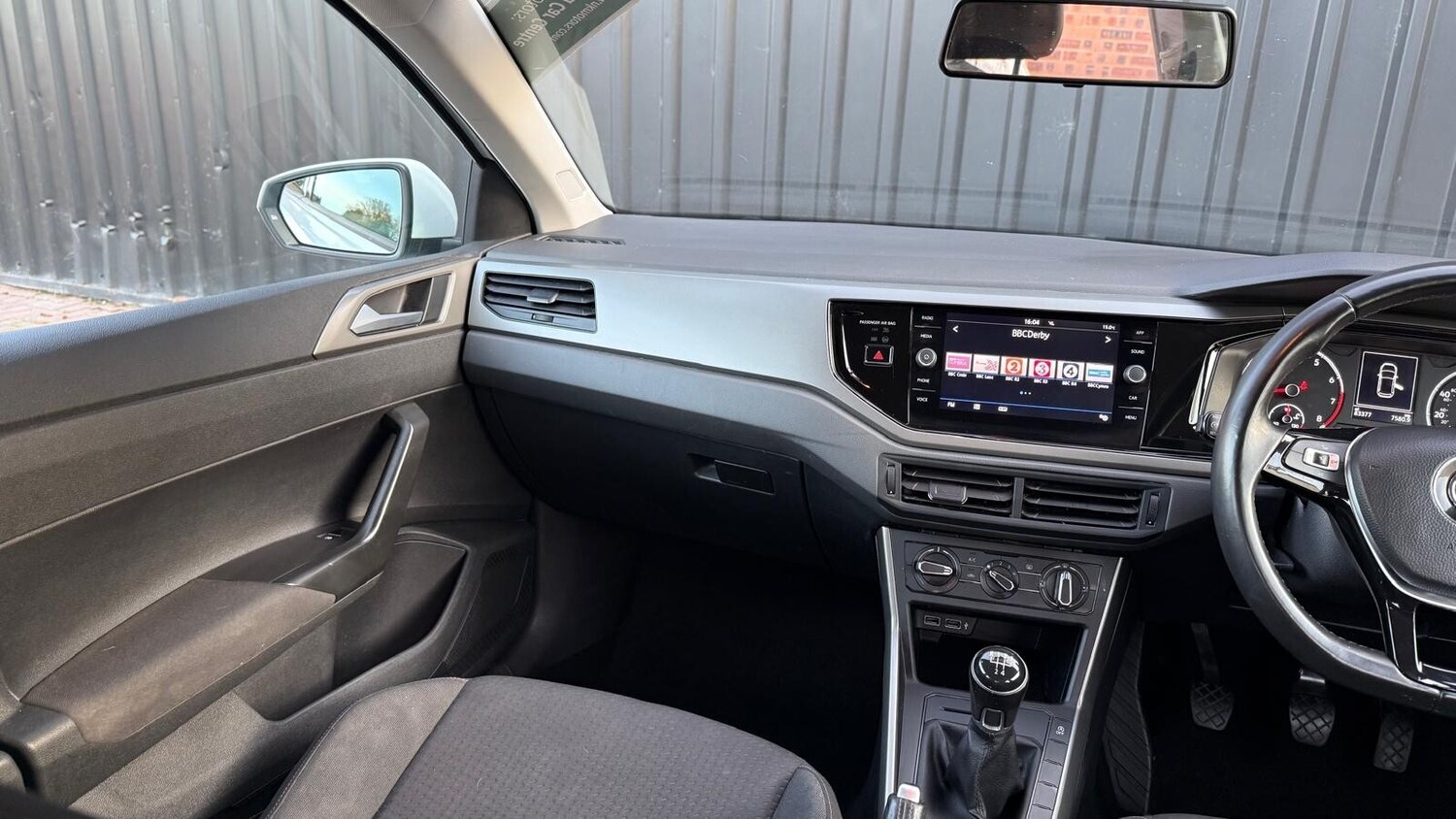 Used Volkswagen Polo 2018 for sale - 76575085: Photo 21