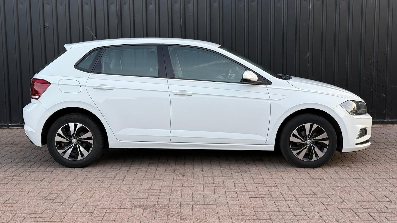 Used Volkswagen Polo 2018 for sale - 76575085: Photo 5