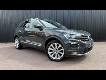 Used Volkswagen T-Roc 2019 for sale - 74782858: Photo