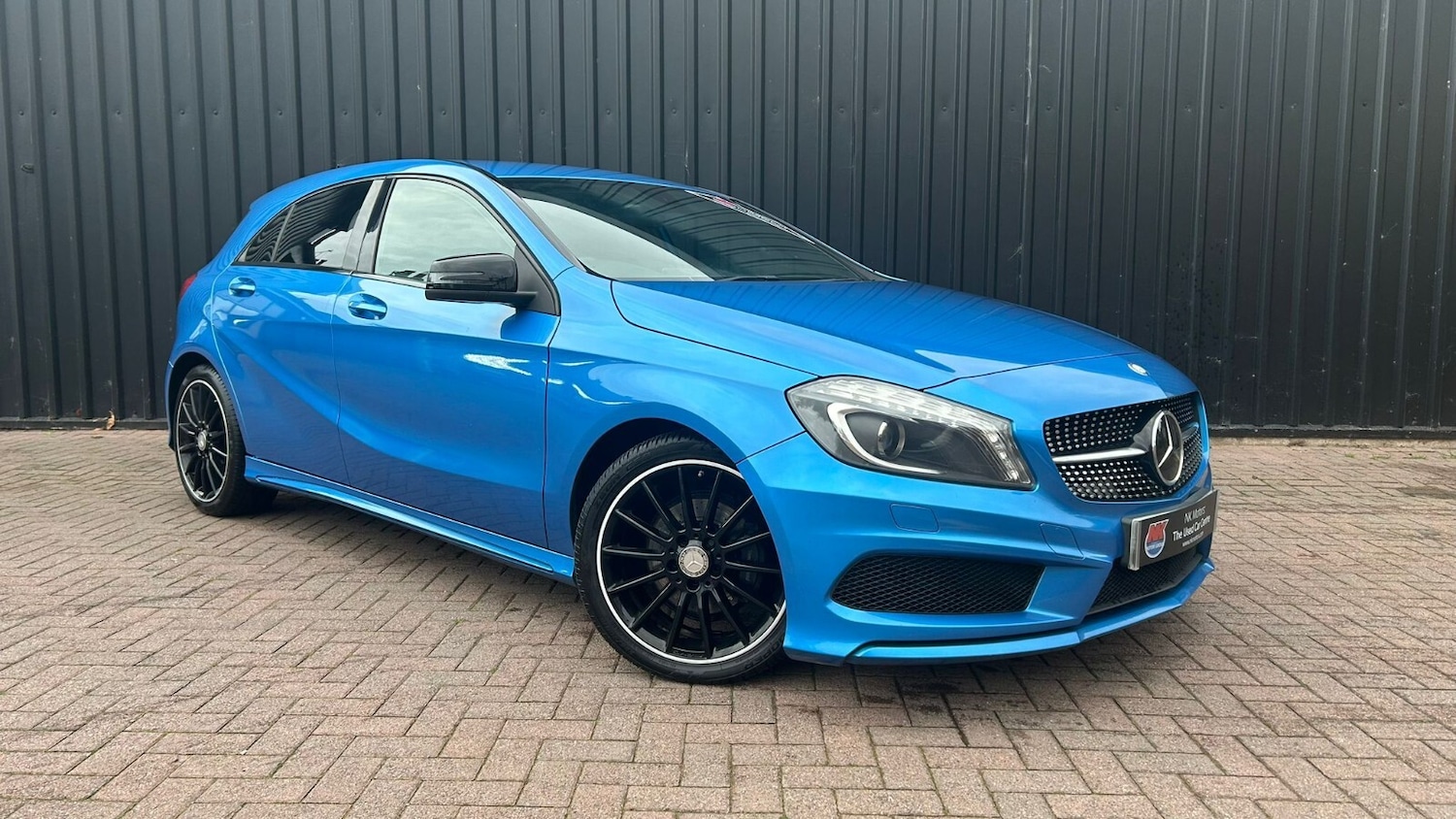 Used Mercedes-Benz A-Class 2015 for sale - 76552519: Photo 2