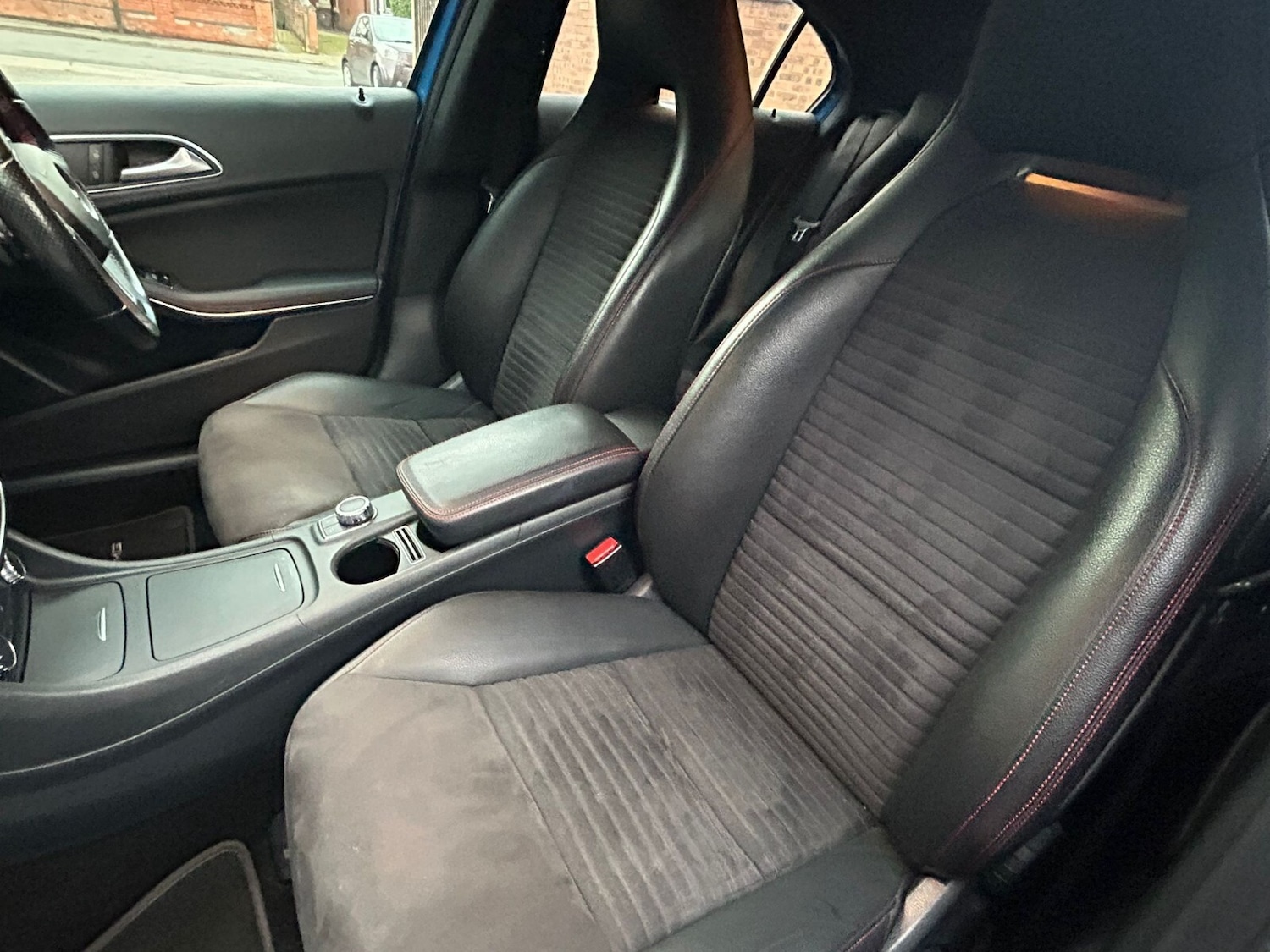 Used Mercedes-Benz A-Class 2015 for sale - 76552519: Photo 28