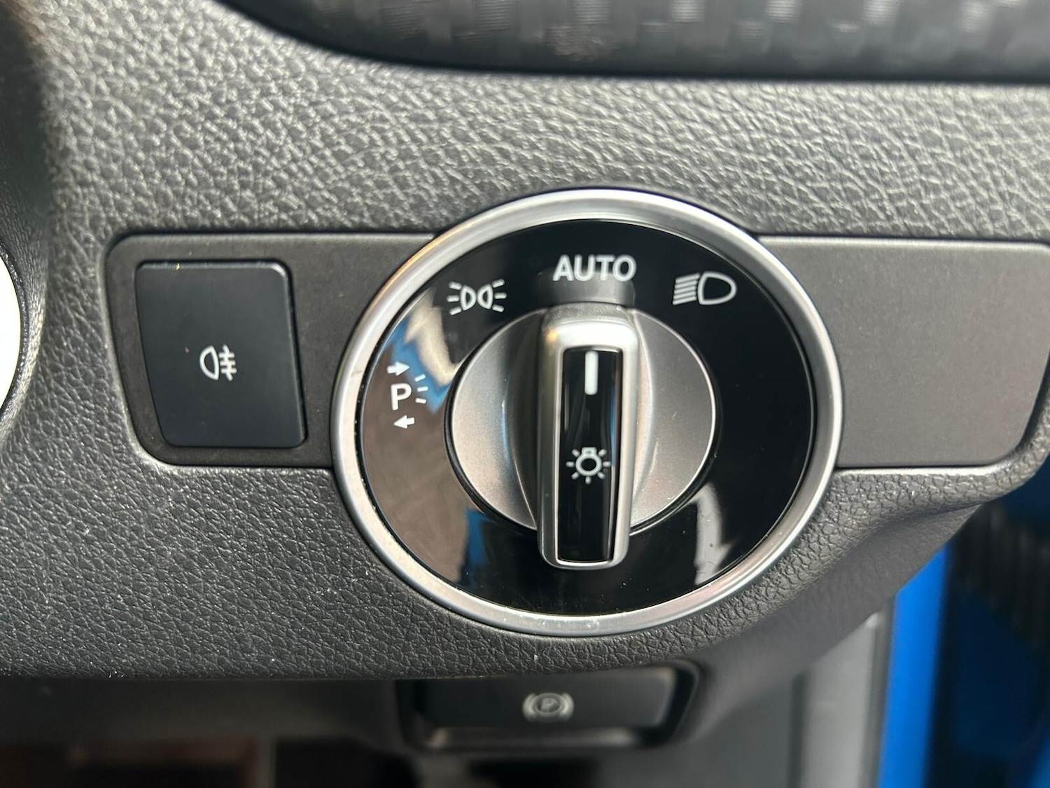 Used Mercedes-Benz A-Class 2015 for sale - 76552519: Photo 34