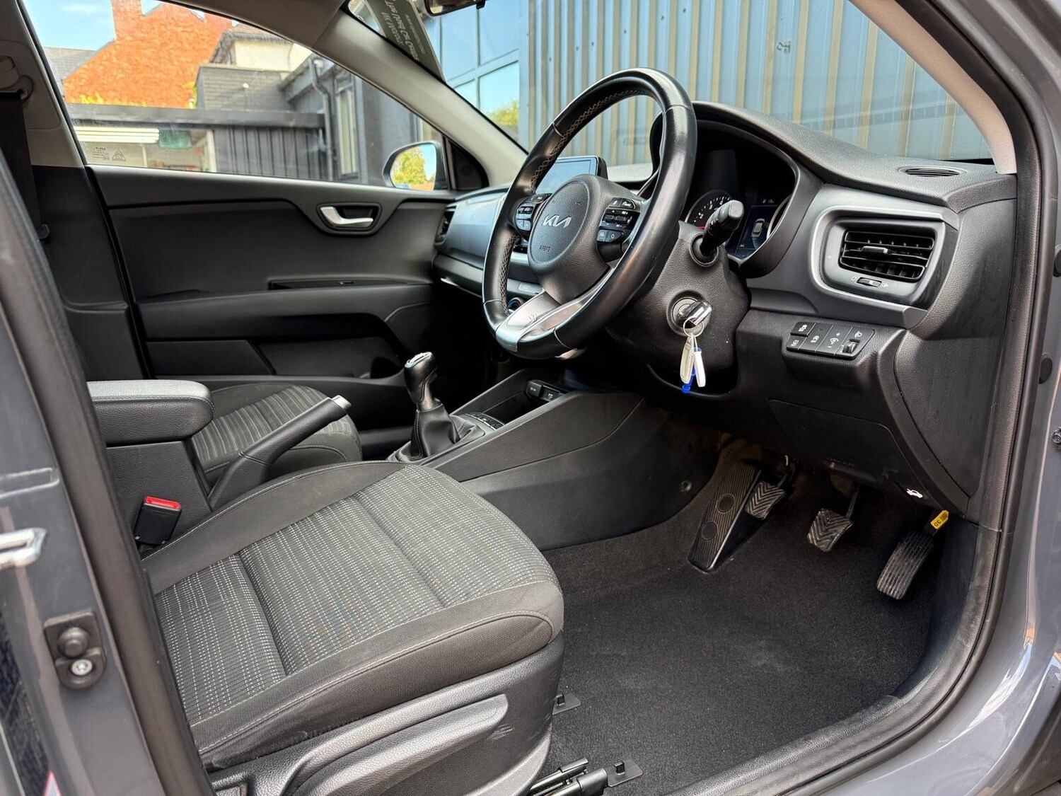 Used Kia Stonic 2022 for sale - 76404696: Photo 21