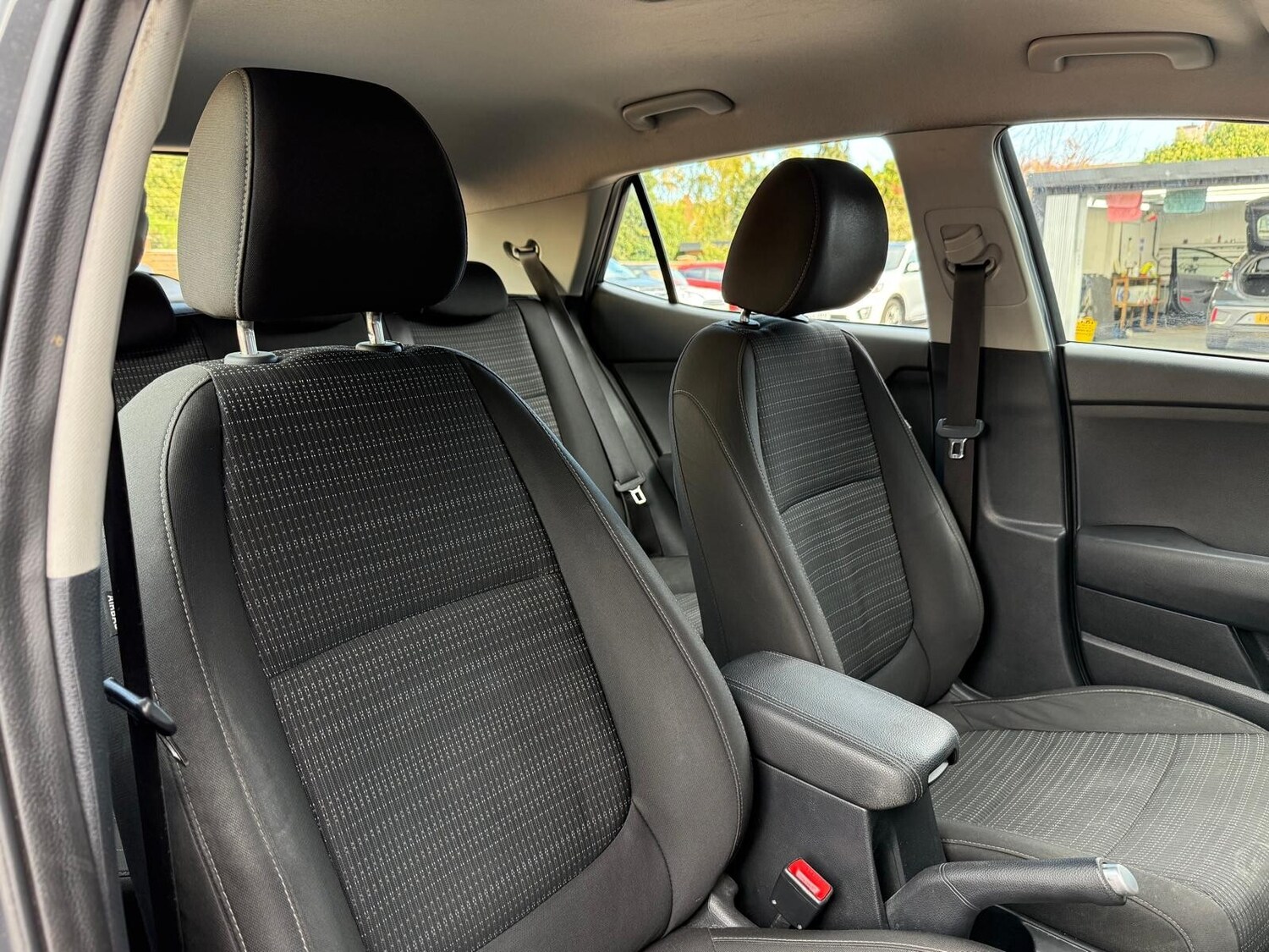 Used Kia Stonic 2022 for sale - 76404696: Photo 22