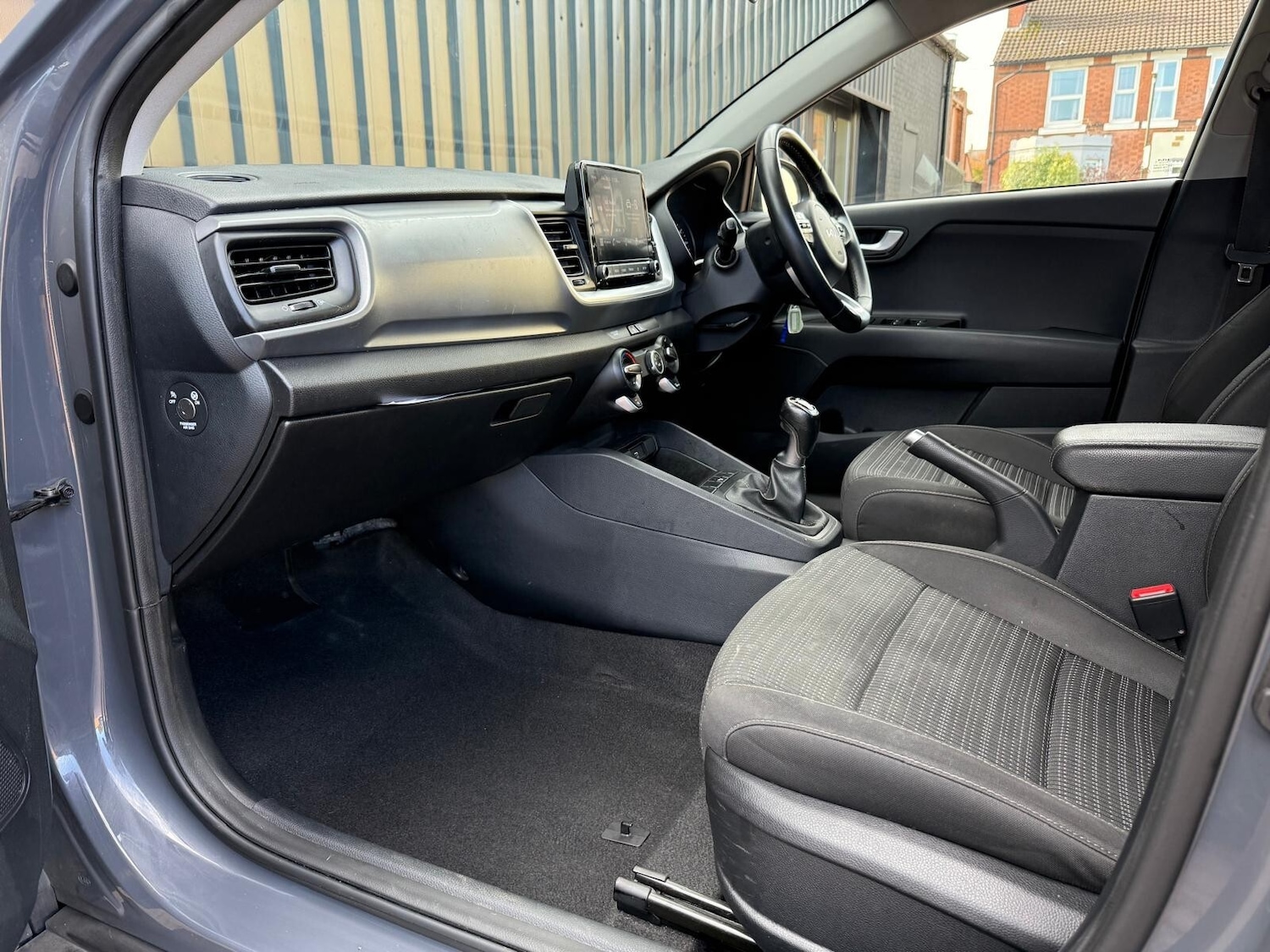 Used Kia Stonic 2022 for sale - 76404696: Photo 23