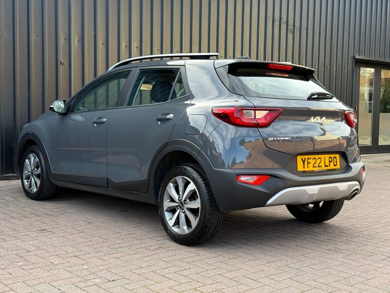 Used Kia Stonic 2022 for sale - 76404696: Photo 6