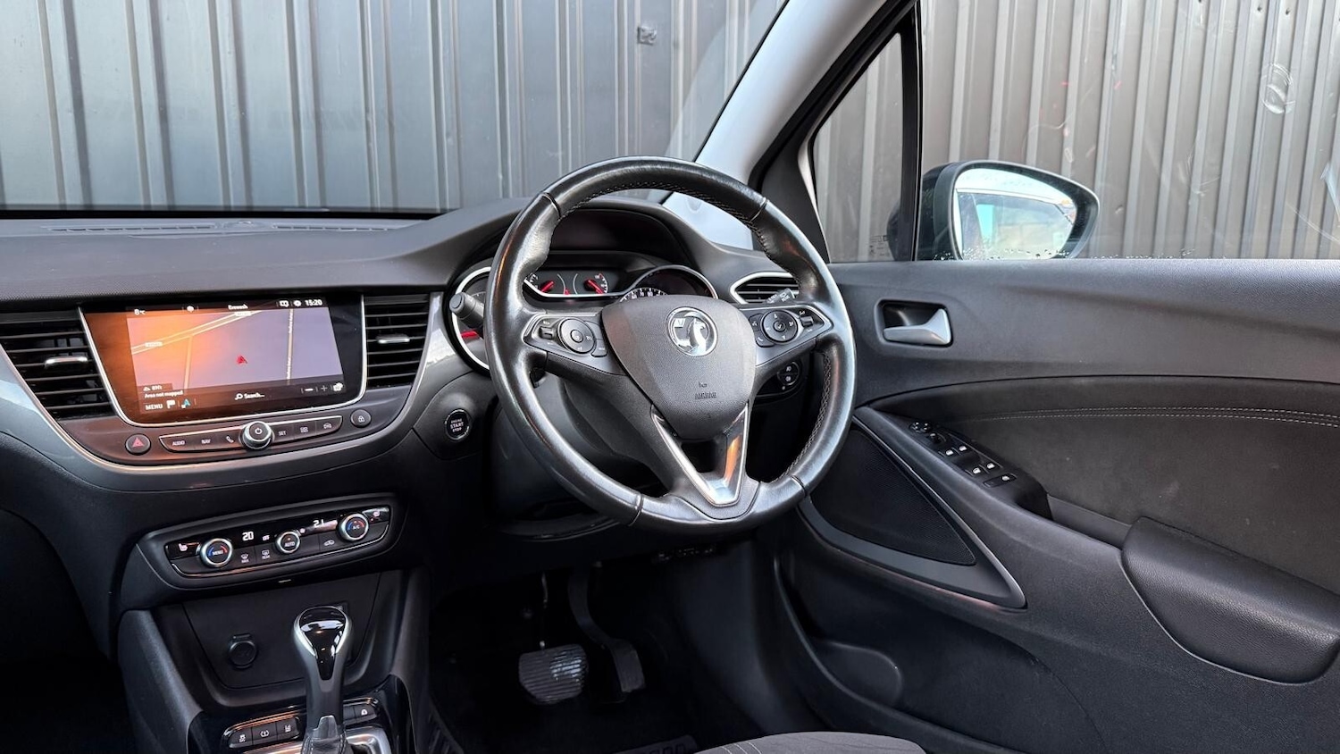 Used Vauxhall Crossland 2023 for sale - 76927964: Photo 14