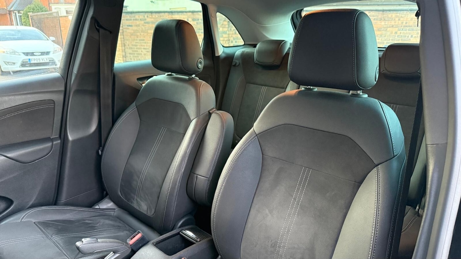 Used Vauxhall Crossland 2023 for sale - 76927964: Photo 25