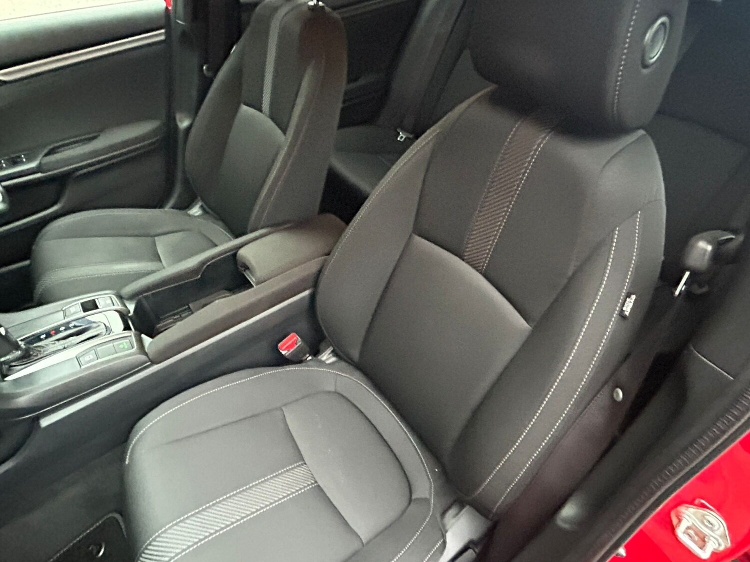 Used Honda Civic 2018 for sale - 76960009: Photo 20