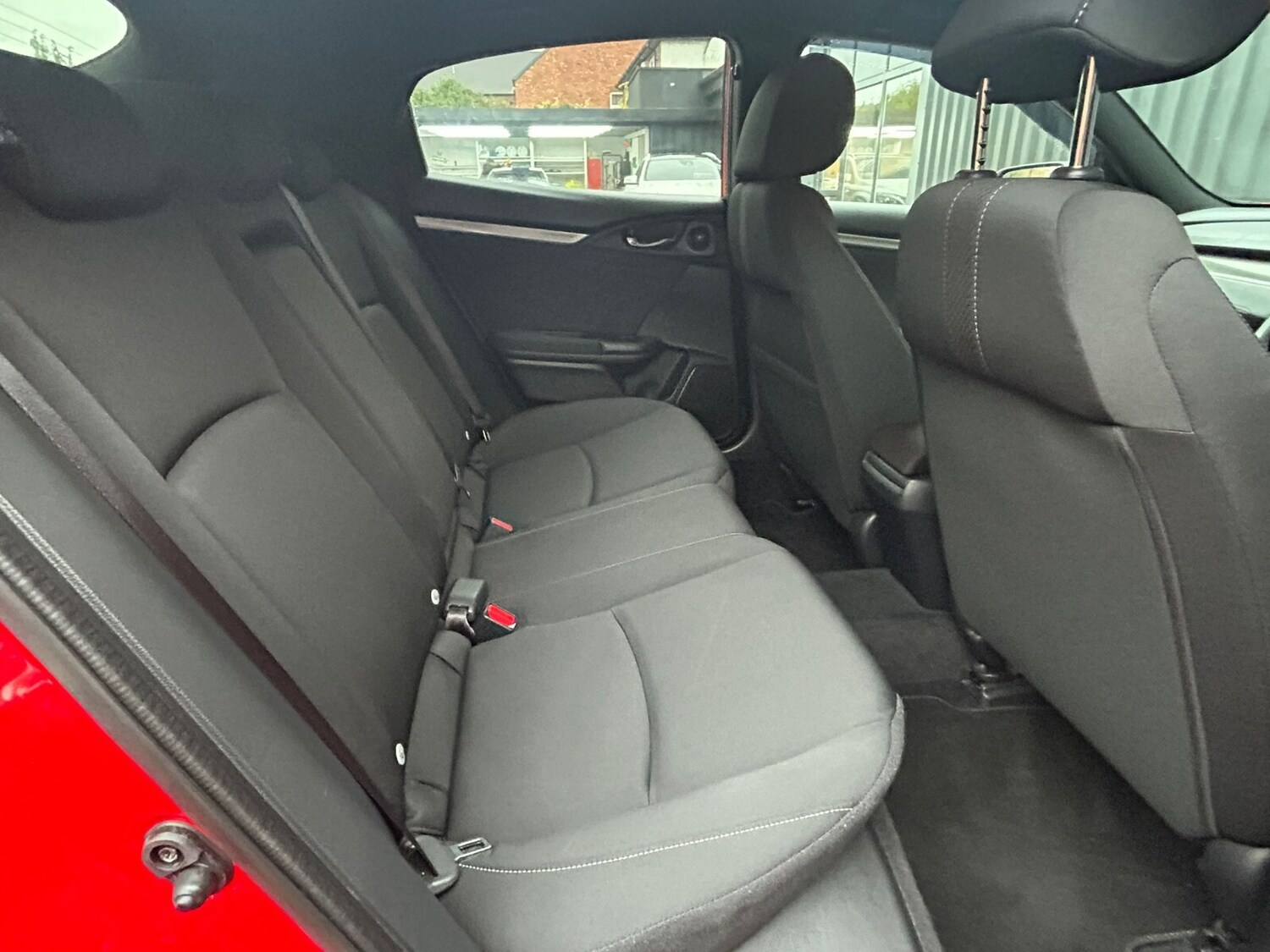 Used Honda Civic 2018 for sale - 76960009: Photo 22