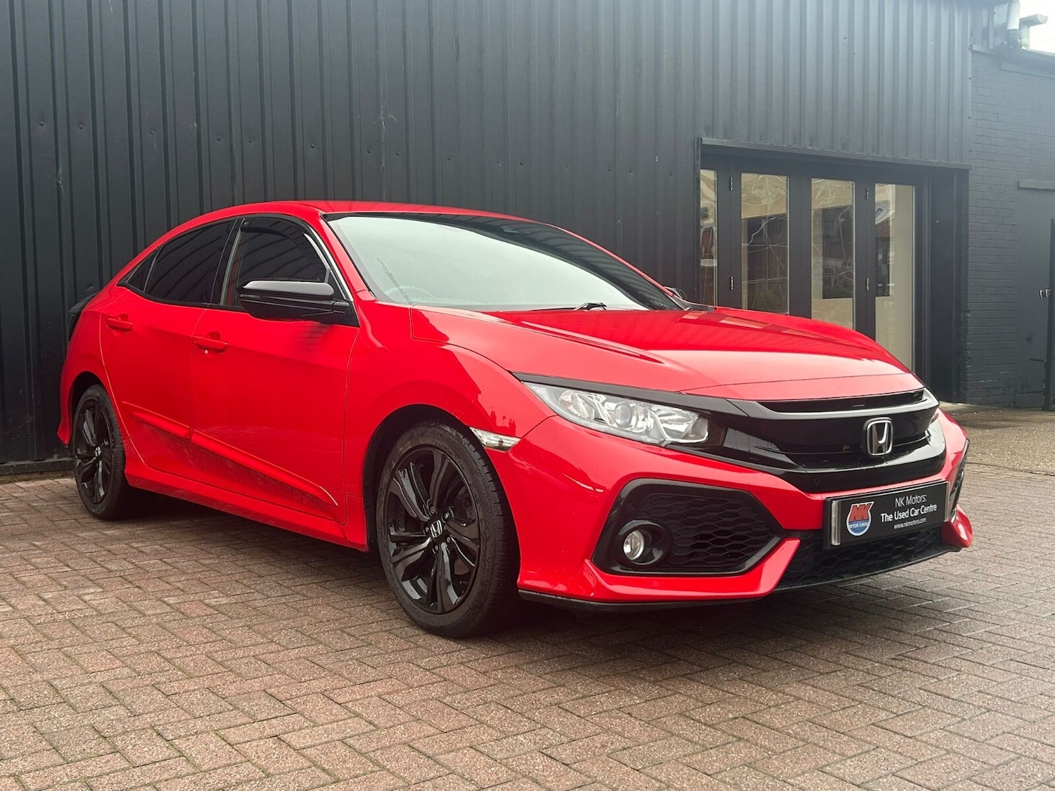 Used Honda Civic 2018 for sale - 76960009: Photo 4