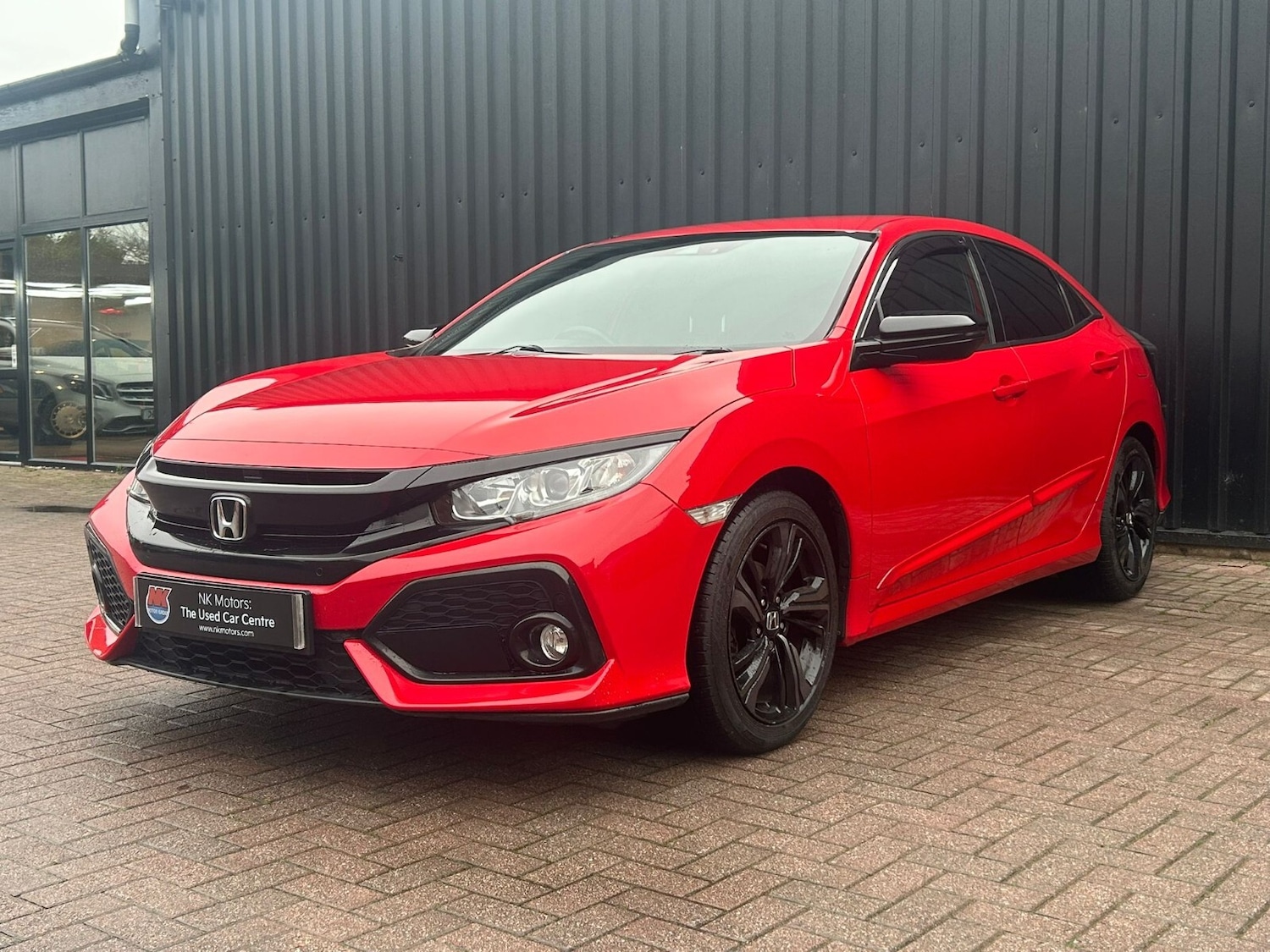 Used Honda Civic 2018 for sale - 76960009: Photo 5