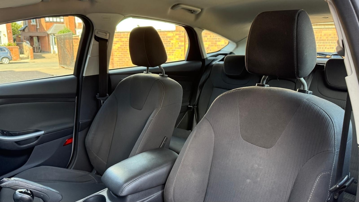 Used Ford Focus 2011 for sale - 76140137: Photo 23