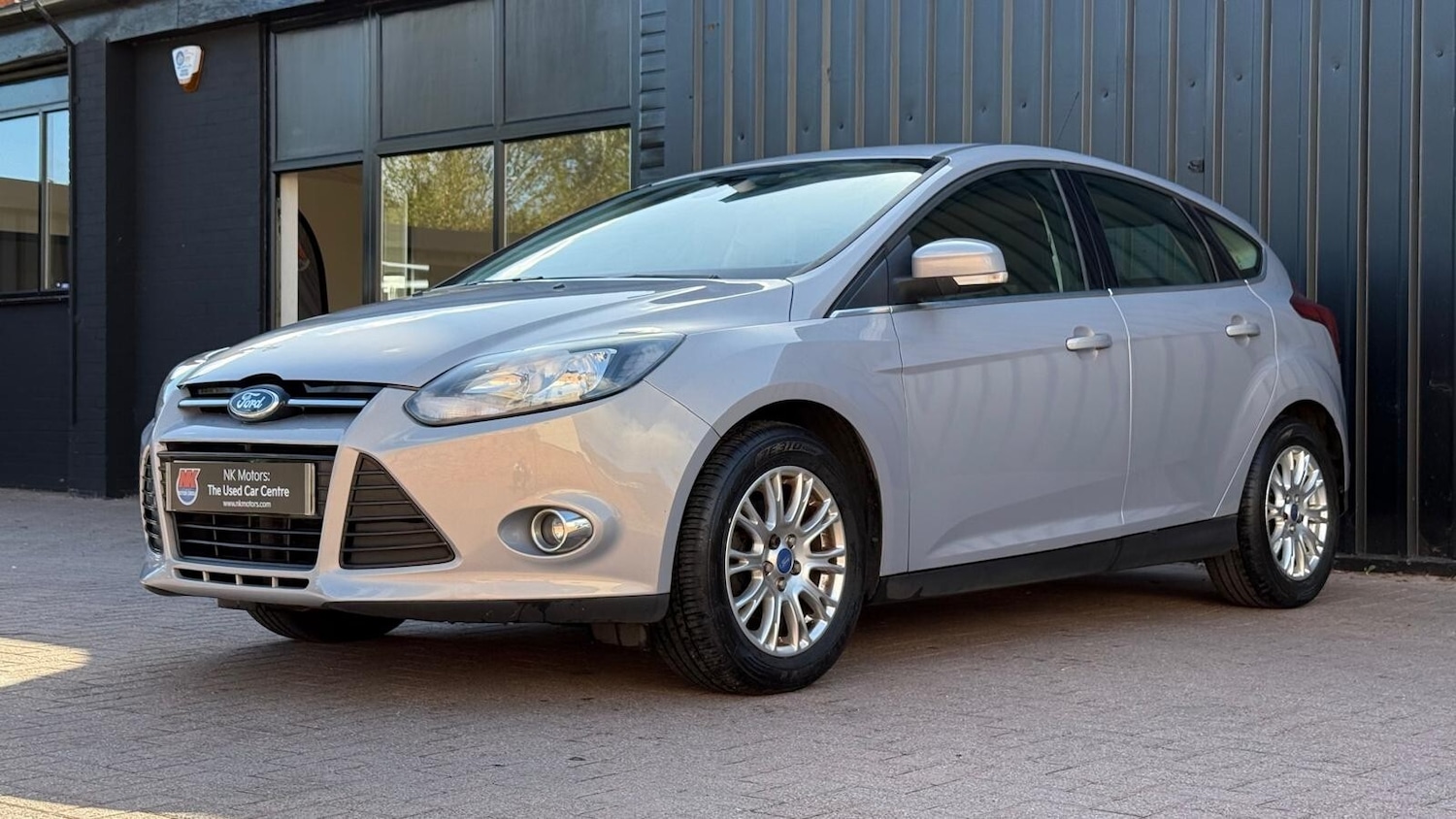Used Ford Focus 2011 for sale - 76140137: Photo 4