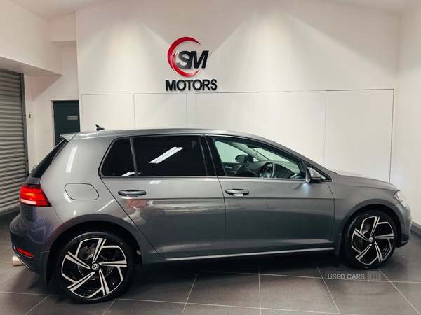 Used Volkswagen Golf 2017 for sale - 77075150: Photo 6