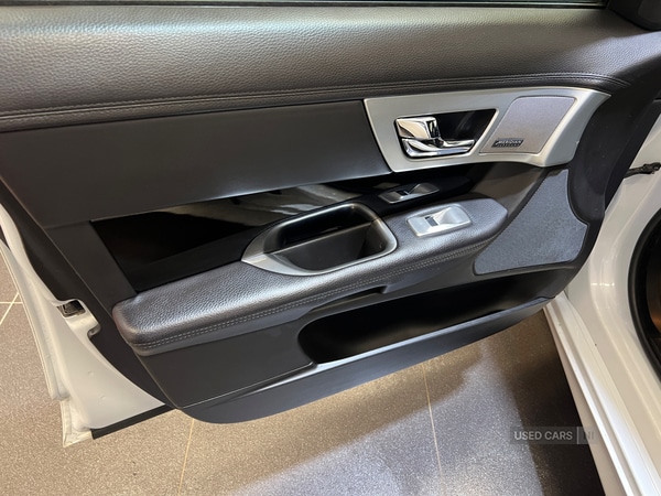 Used Jaguar XF 2015 for sale - 76419491: Photo 9