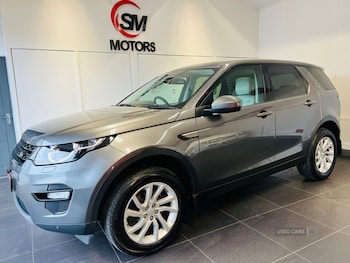 Used Land Rover Discovery Sport 2017 for sale - 79280342: Photo