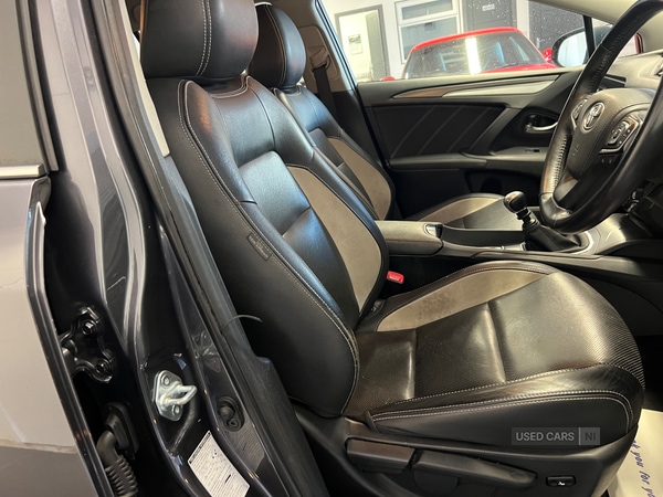 Used Toyota Avensis 2017 for sale - 74554690: Photo 6