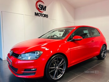 Used Volkswagen Golf 2015 for sale - 76123213: Photo