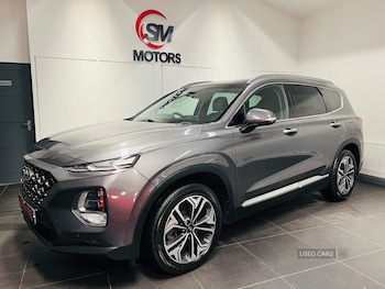 Used Hyundai Santa Fe 2018 for sale - 79084019: Photo