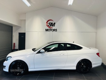 Used Mercedes-Benz C Class 2014 for sale - 79026689: Photo