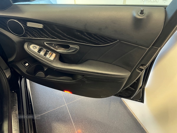 Used Mercedes-Benz C Class 2019 for sale - 76308561: Photo 16