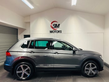 Used Volkswagen Tiguan 2017 for sale - 77854656: Photo