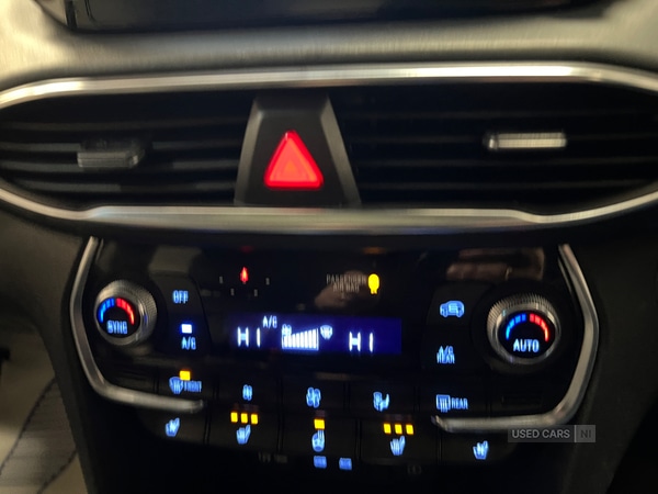 Used Hyundai Santa Fe 2018 for sale - 77647315: Photo 15