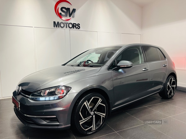 Used Volkswagen Golf 2017 for sale - 76715856: Photo 1