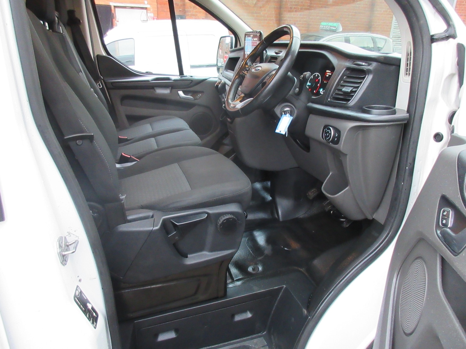 Used Ford Transit Custom 2020 for sale - 77620018: Photo 9