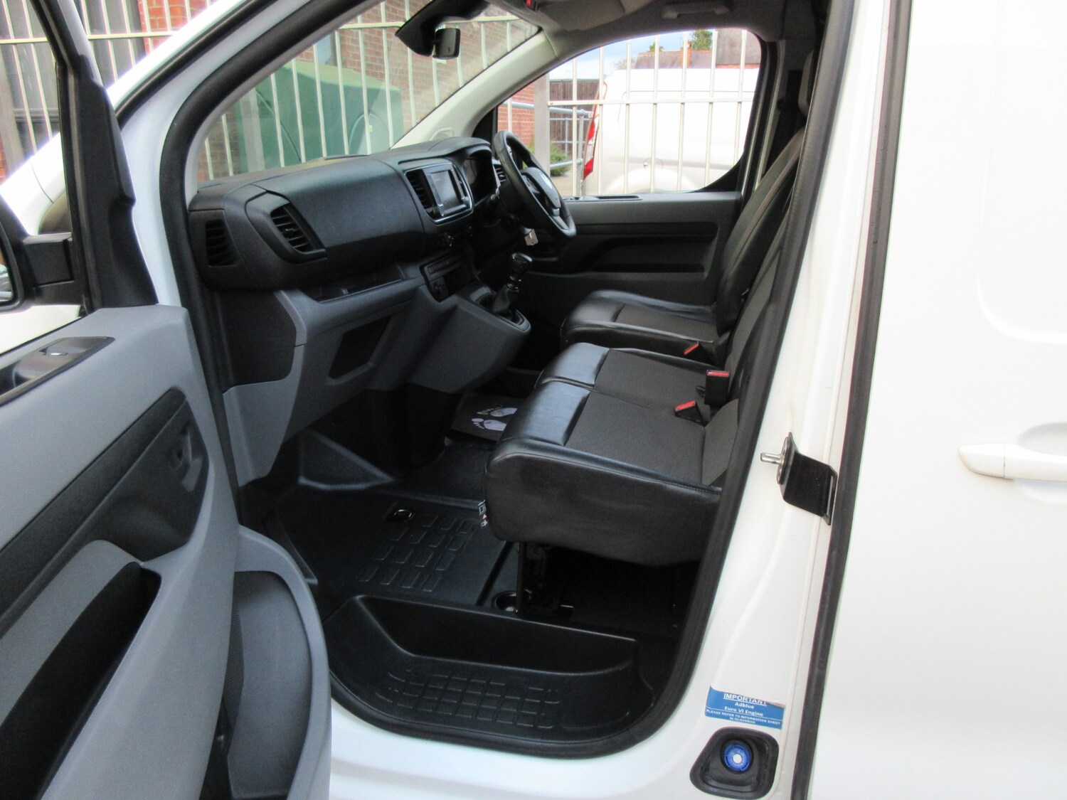 Used Vauxhall Vivaro 2020 for sale - 76391900: Photo 9