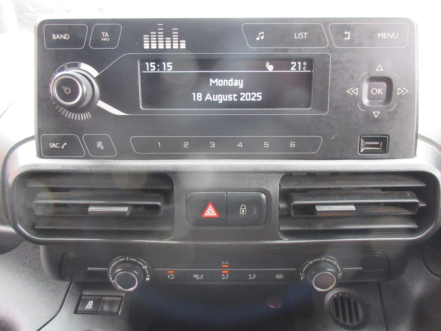 Used Vauxhall Combo 2020 for sale - 77528389: Photo 11