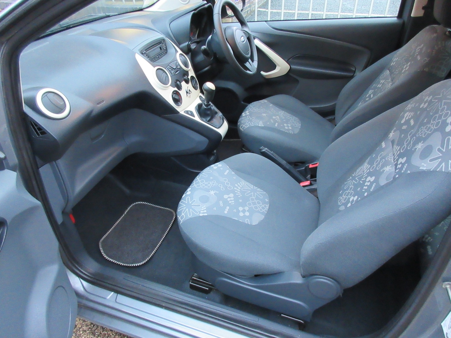 Used Ford Ka 2013 for sale - 76881641: Photo 6