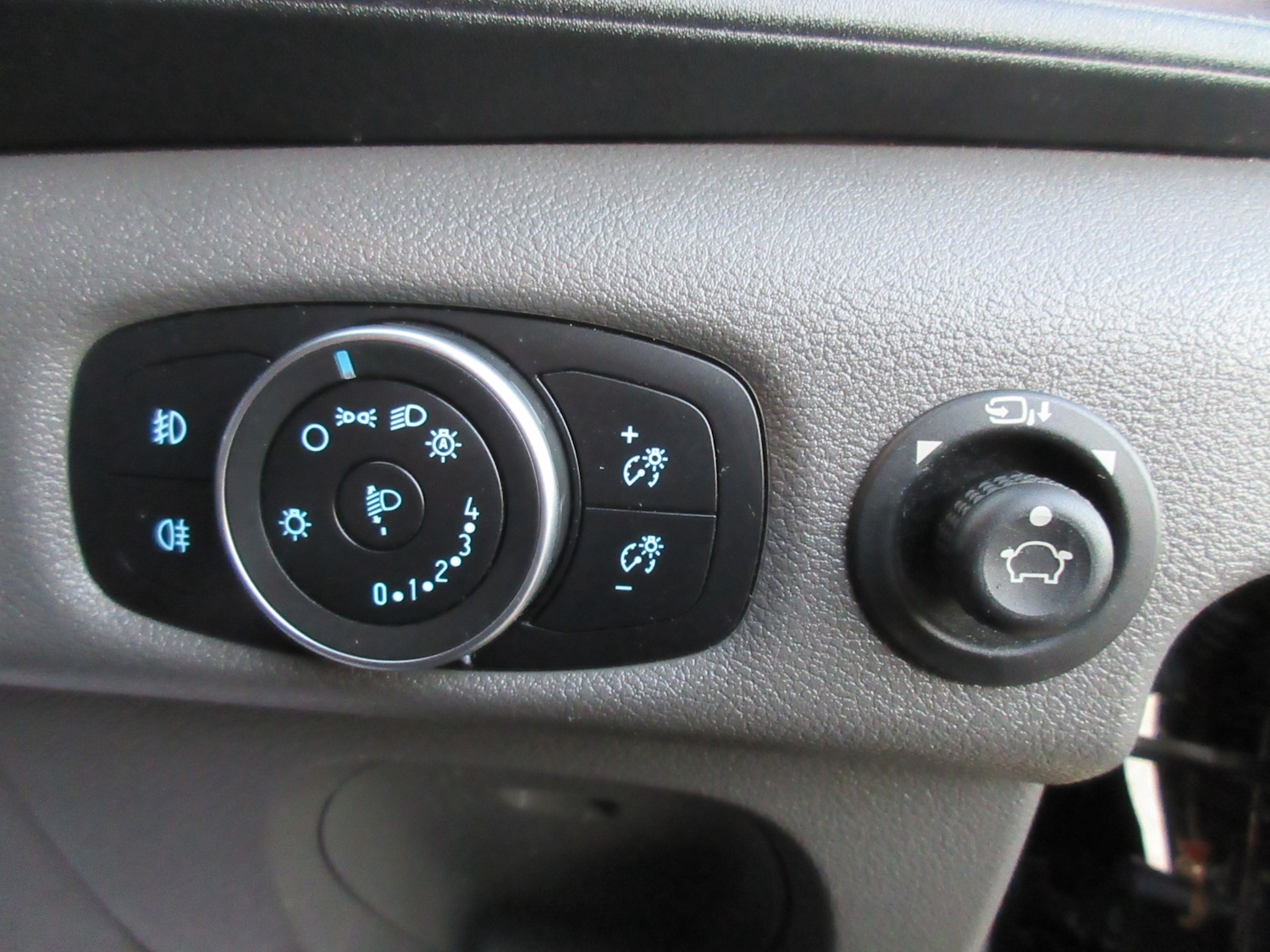 Used Ford Transit 2023 for sale - 76588398: Photo 13