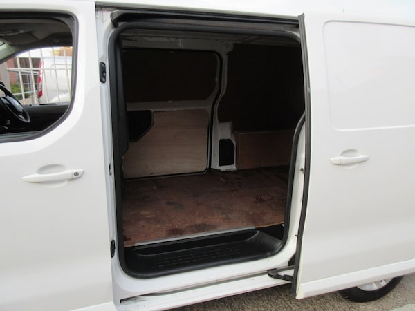 Used Vauxhall Vivaro 2021 for sale - 76143285: Photo 6