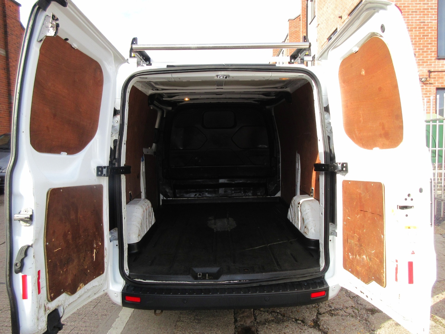 Used Ford Transit Custom 2020 for sale - 76391828: Photo 5