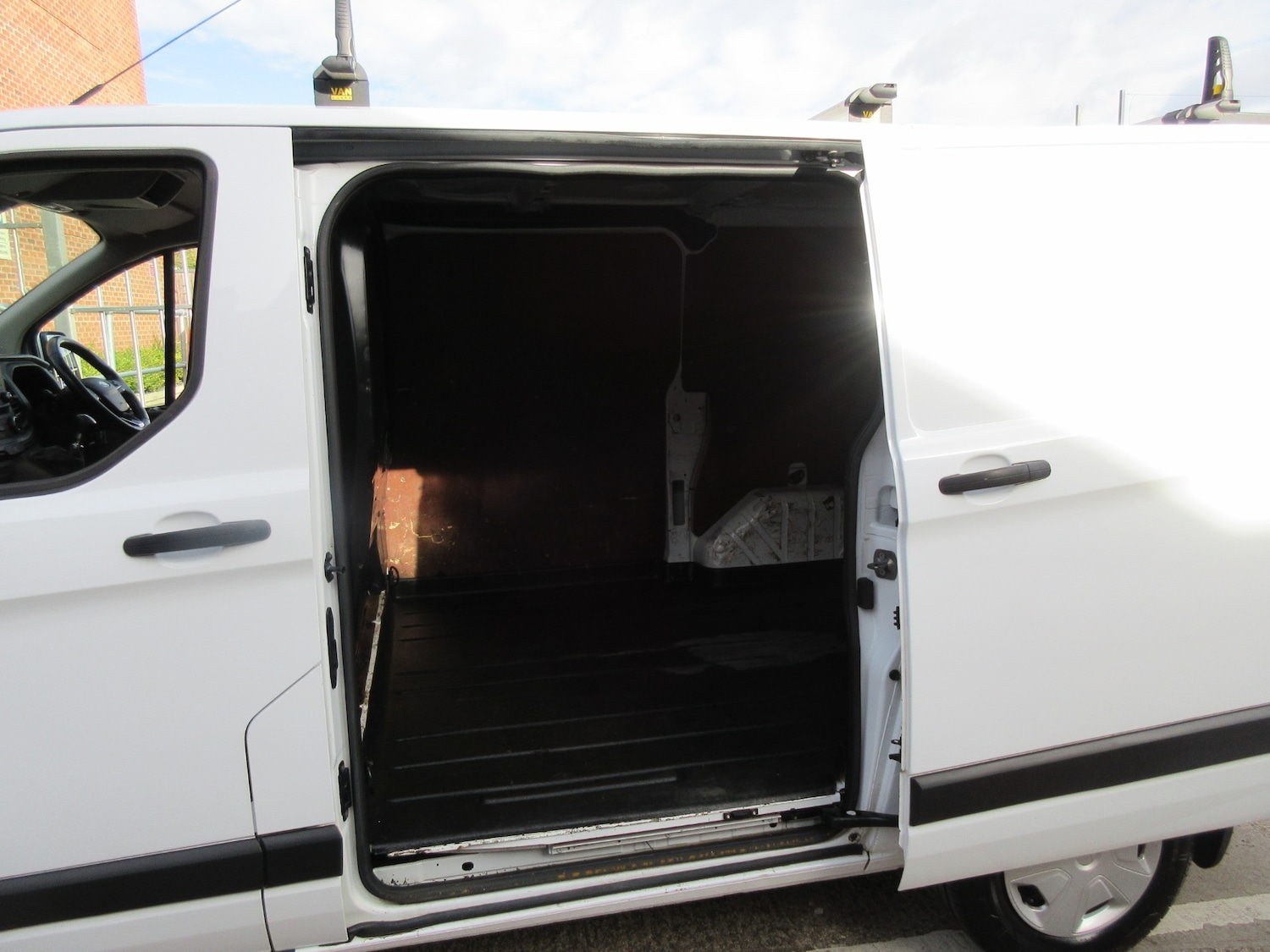 Used Ford Transit Custom 2020 for sale - 76391828: Photo 6