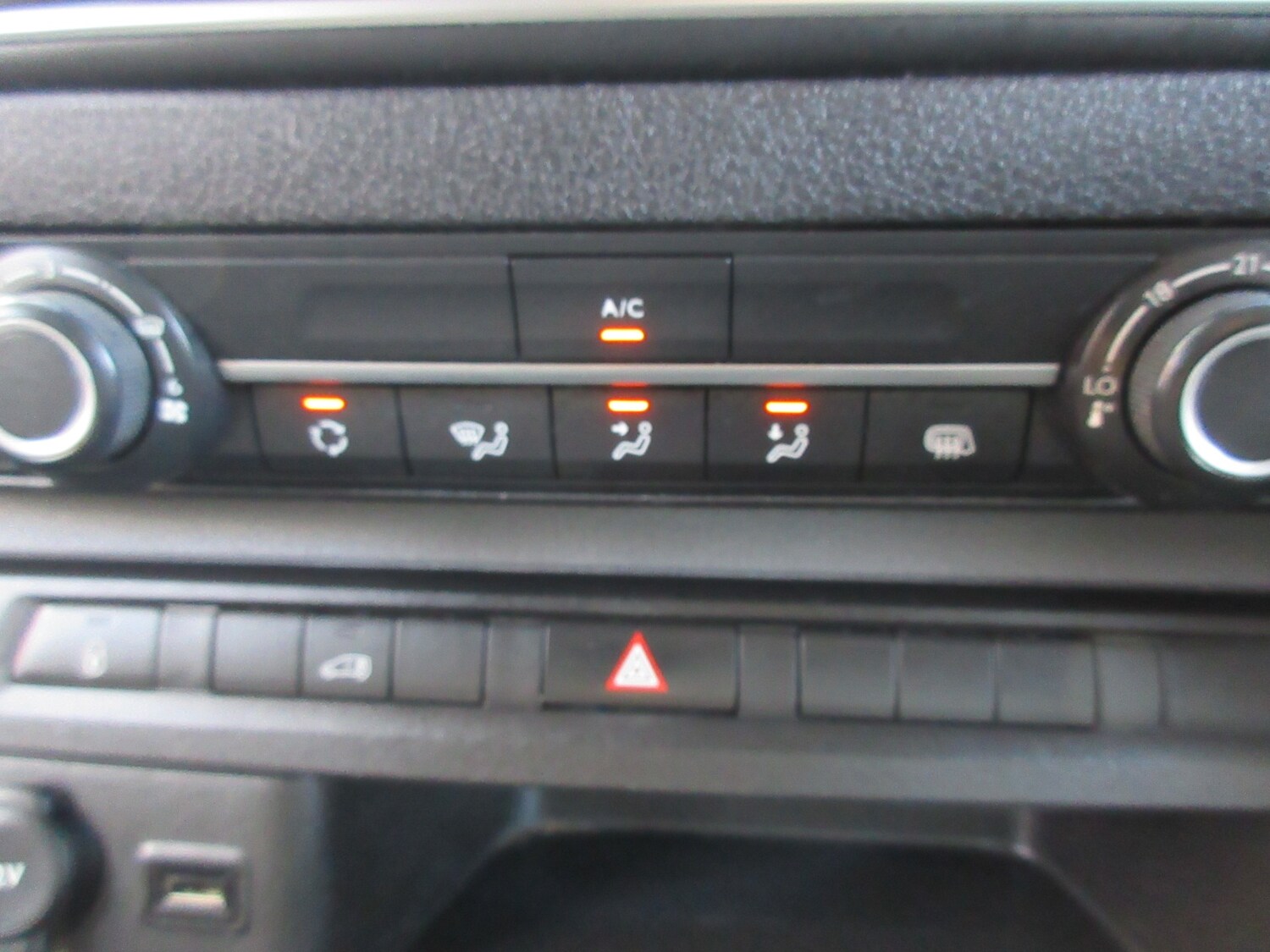 Used Vauxhall Vivaro 2020 for sale - 76143292: Photo 15