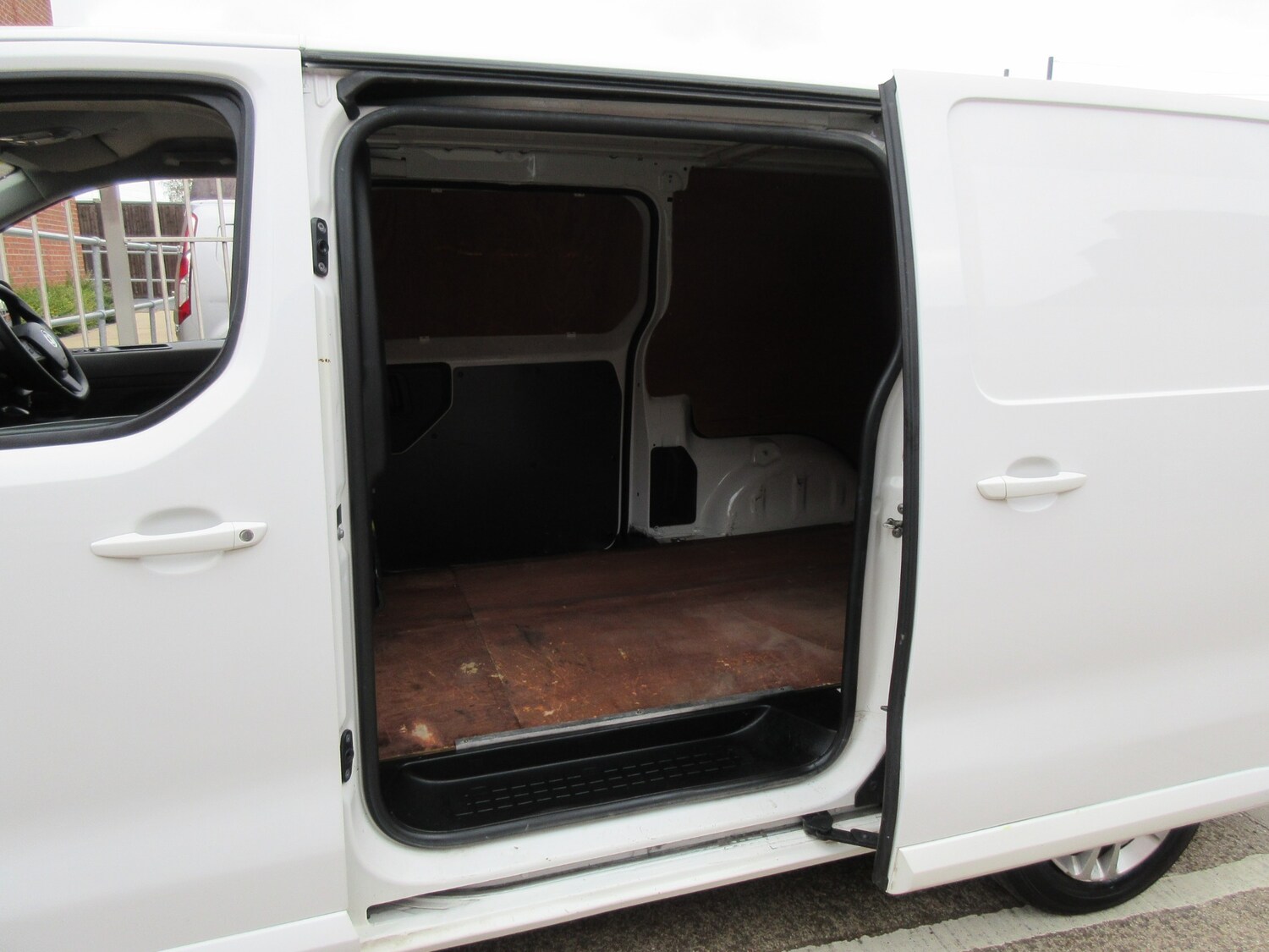 Used Vauxhall Vivaro 2020 for sale - 76222475: Photo 6