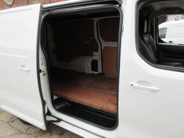 Used Vauxhall Vivaro 2020 for sale - 76222475: Photo 7